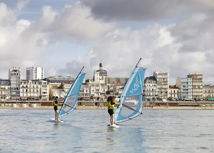 Rénové Sur Le Port Avec Terrasse Et Parking Privatifs, Animaux Acceptés - Fr-1-92-778 *