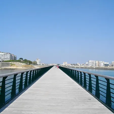 Rénové Sur Le Port Avec Terrasse Et Parking Privatifs, Animaux Acceptés - Fr-1-92-778 * Les Sables-dʼOlonne
